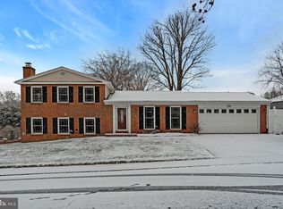 1828 Saint Roman Dr, Vienna, VA 22182