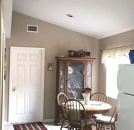 3rd image of 2242 Cobblefield Cir