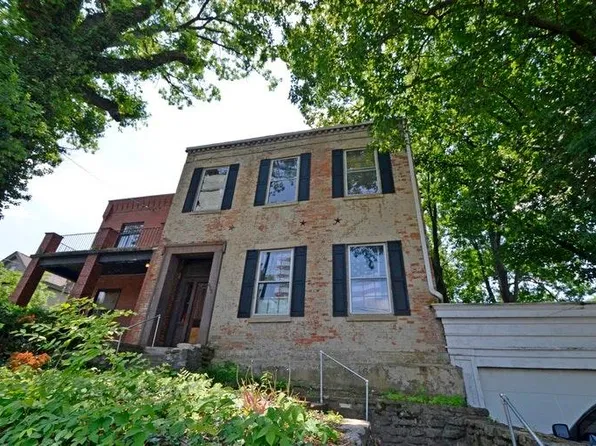 459 Riddle Rd, Cincinnati, OH 45220
