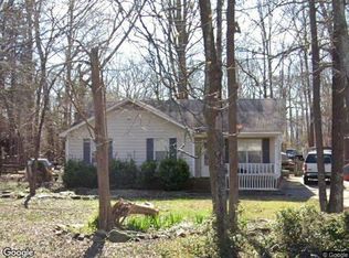 8425 Lochinvar Dr, Charlotte, NC 28227
