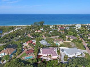 1258 Tree Bay Ln, Sarasota, FL 34242