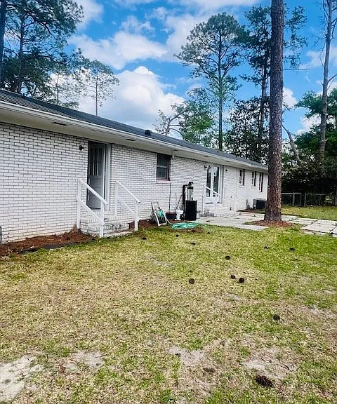 908 Habersham Rd — Photo 21