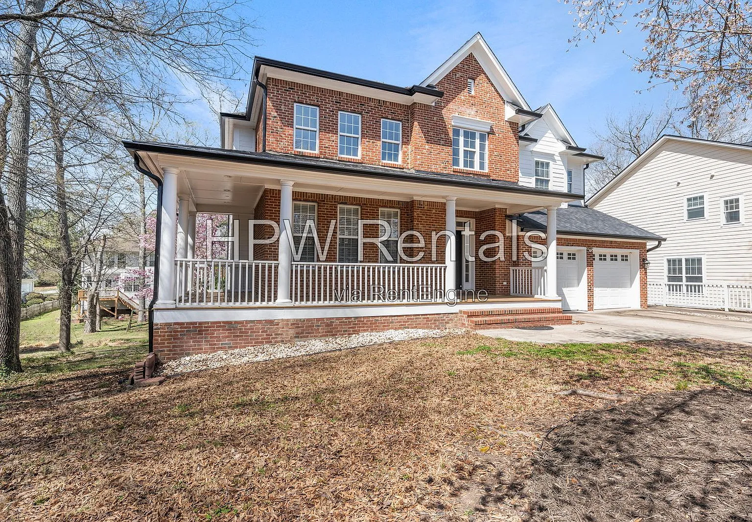 3 bed, 2.5 bath, 2890 sqft, $3,000 — Photo 2