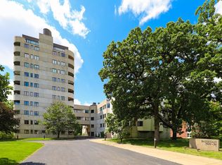 3920 Grand Ave #9TW, Des Moines, IA 50312