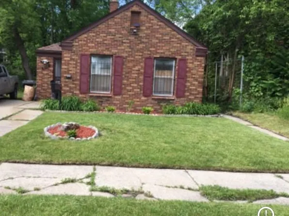 212 W Margaret St, Highland Park, MI 48203