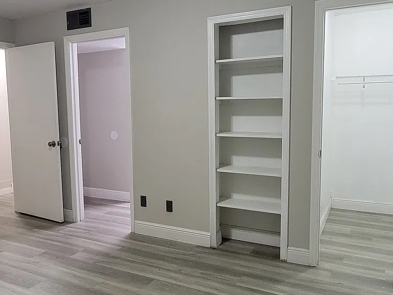 6148 Westgate Dr #103 — Photo 23