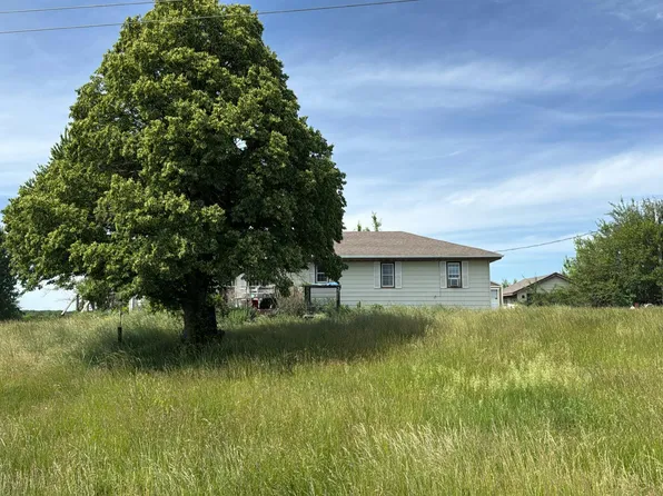 15622 280th St, Lamoni, IA 50140