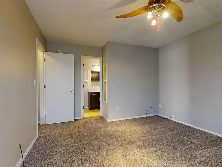 8902 N 149 E — Photo 9