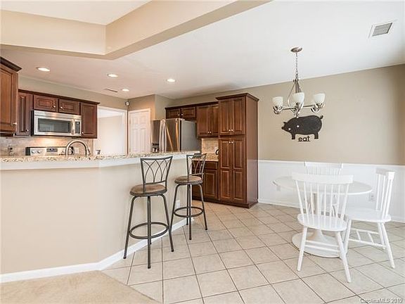 4th image of 9718 Winged Trail Ct