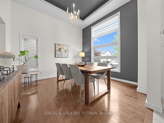5th image of 34 Granite St