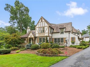 427 Woodbrook Dr, High Point, NC 27262