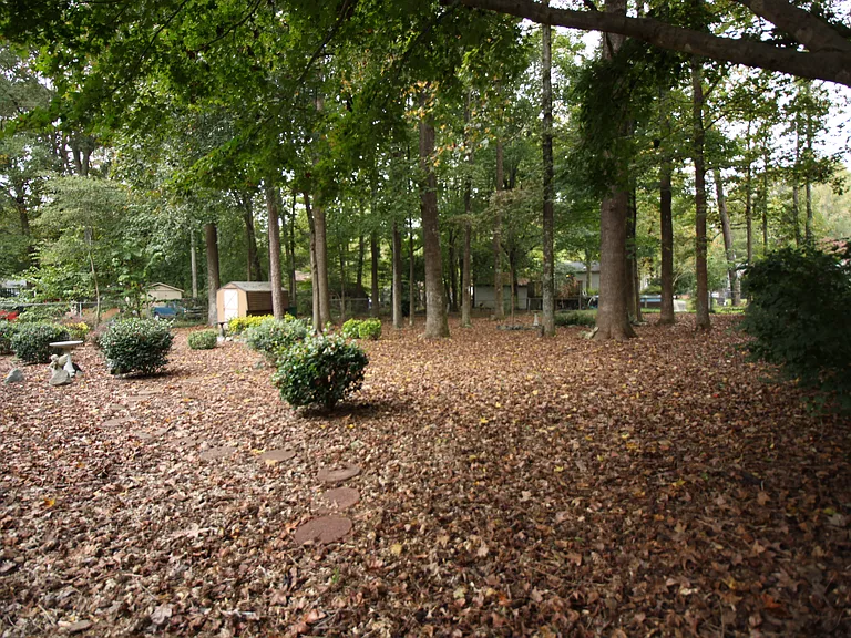8200 Mahogany Dr — Photo 7