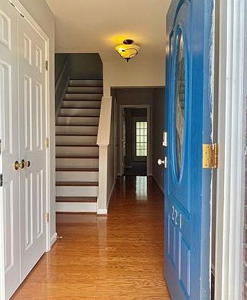 3rd image of 221 Langhorne Dr #79