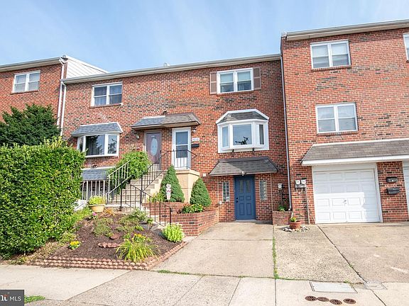 2nd image of 4210 Chalfont Pl