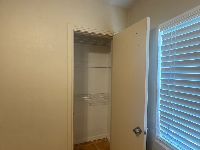 647 San Juan Blvd — Photo 2