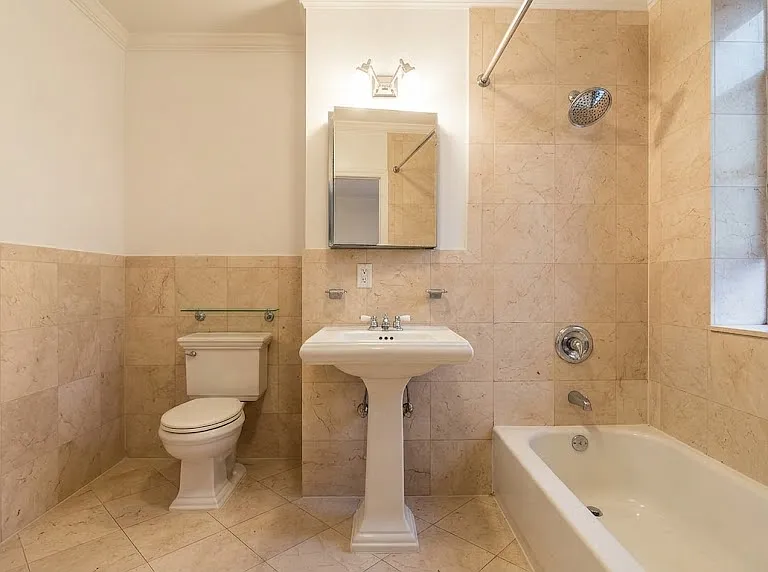 219 E 23rd St #20 — Photo 6