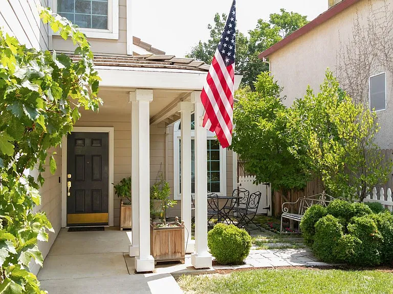 1416 Vigo Ct — Photo 12