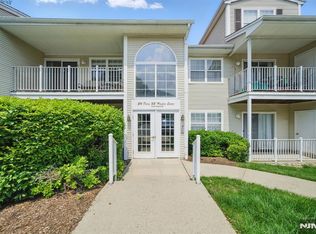 92 Maple Ln #3021, Mount Arlington, NJ 07856