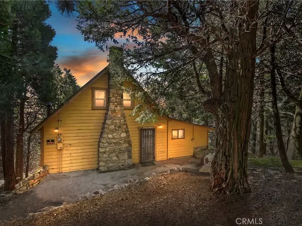 21597 Hilltop Ln, Cedarpines Park, CA 92322