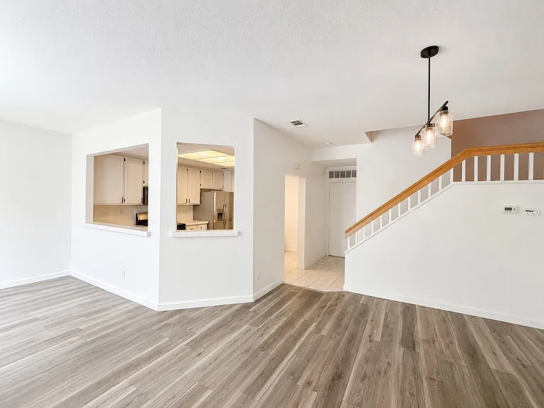 2260 Indigo Hills Dr #4 — Photo 1