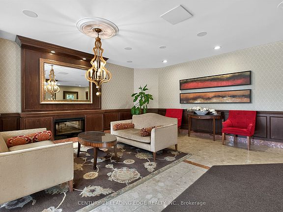3rd image of 33 Weldrick Rd E #1011