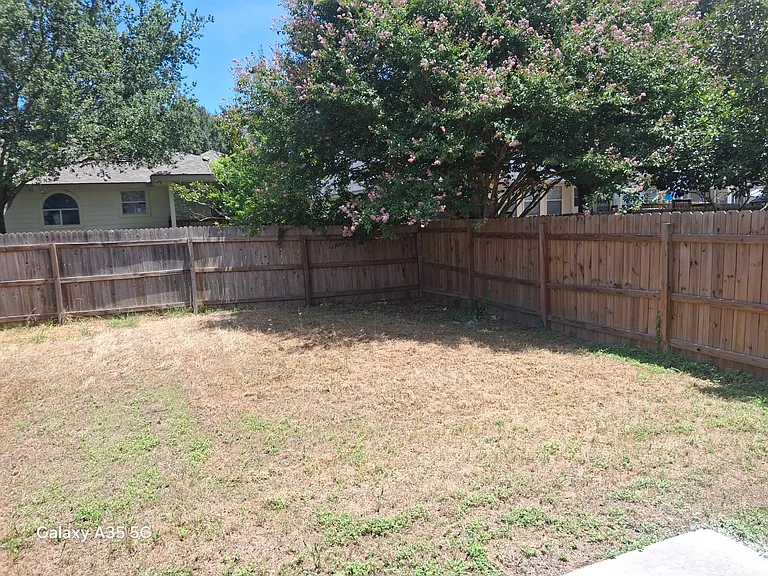 9427 Anderson Way — Photo 3