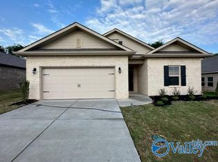 464 Jackson Point Cir, Huntsville, AL 35811