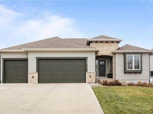 16625 S Loiret St, Olathe, KS 66062