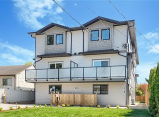 921 Dale St #1, Saanich, BC V8X 2V9