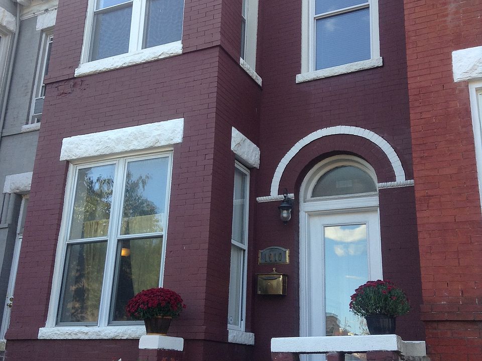 Beautiful brick home with basement apartment for rent