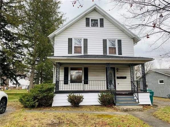 31 Jefferson St, Warsaw, NY 14569