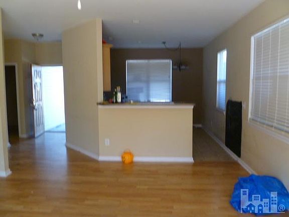 3rd image of 303 Coral Stone Court