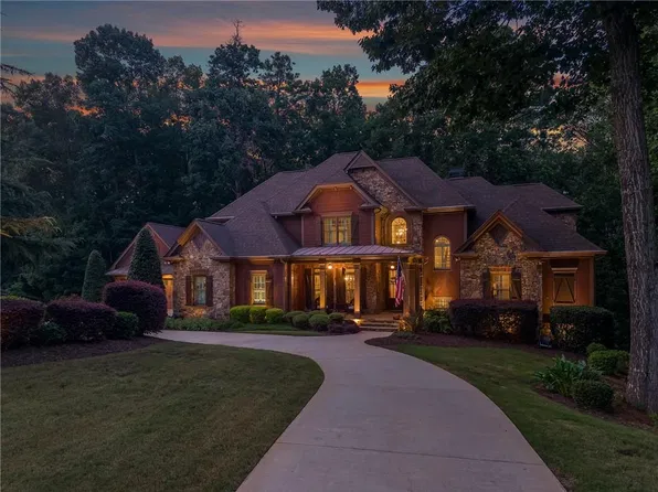 3324 High Noontide Way NW, Acworth, GA 30101