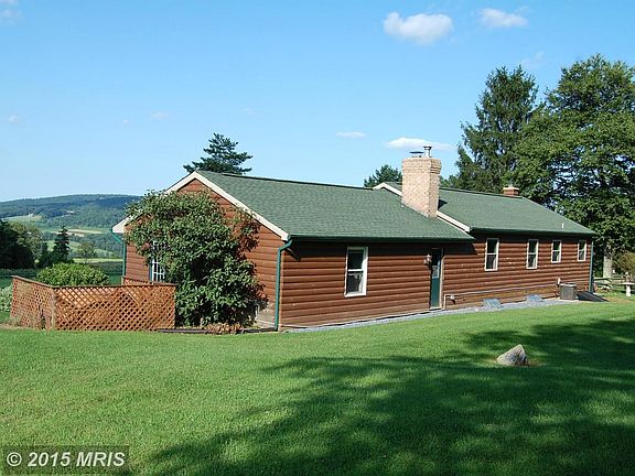 Exterior (Rear)