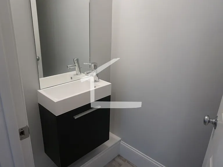 38 Murdock St #4 — Photo 9