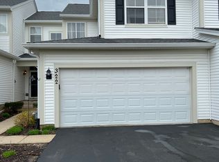 322 Fairmont Ct, Saint Charles, IL 60175