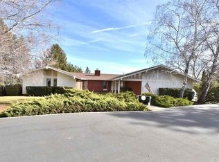720 Meadowlark Ln, Yreka, CA