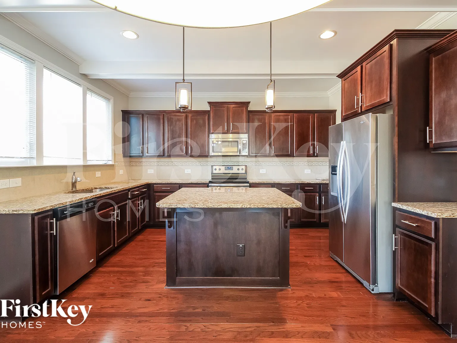 4 bed, 2.5 bath, 3198 sqft, $2,705 — Photo 4