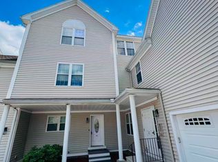 18 Dale St Unit 8B, Andover, MA 01810