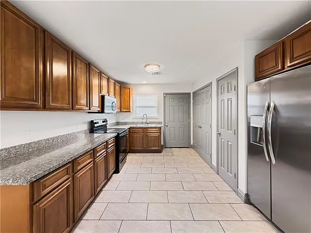 4522 Shalimar Dr — Photo 11