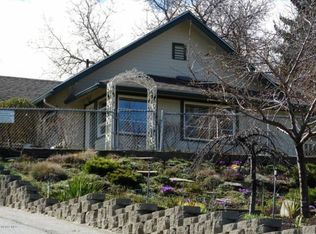 330 S Division St, Cashmere, WA 98815