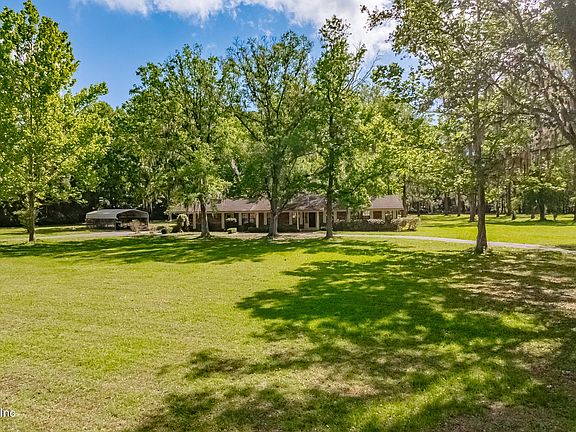 3rd image of 675 TARA FARMS Drive
