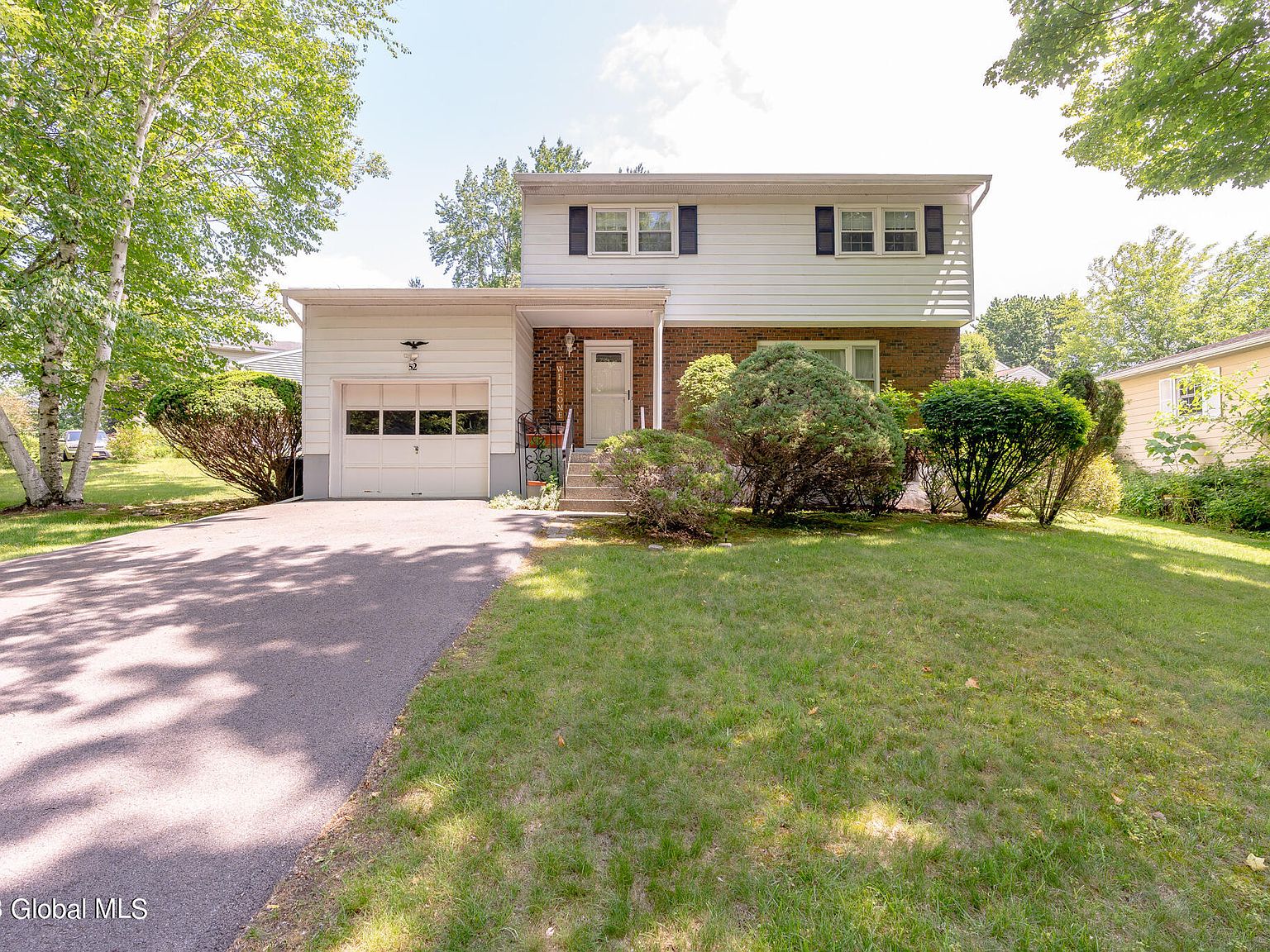 52 Normanside Drive, Albany, NY 12208 Zillow