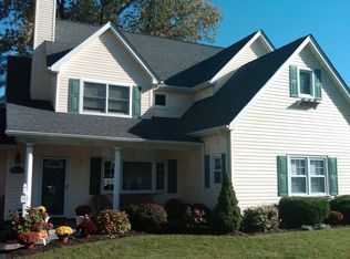 32 Waldo Ave, Midland Park, NJ 07432