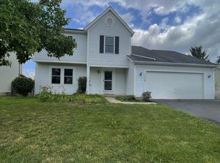 1058 Rousseau Ln, Galloway, OH 43119