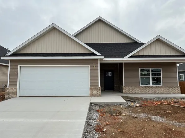 256 Miles Ave, Gentry, AR 72734