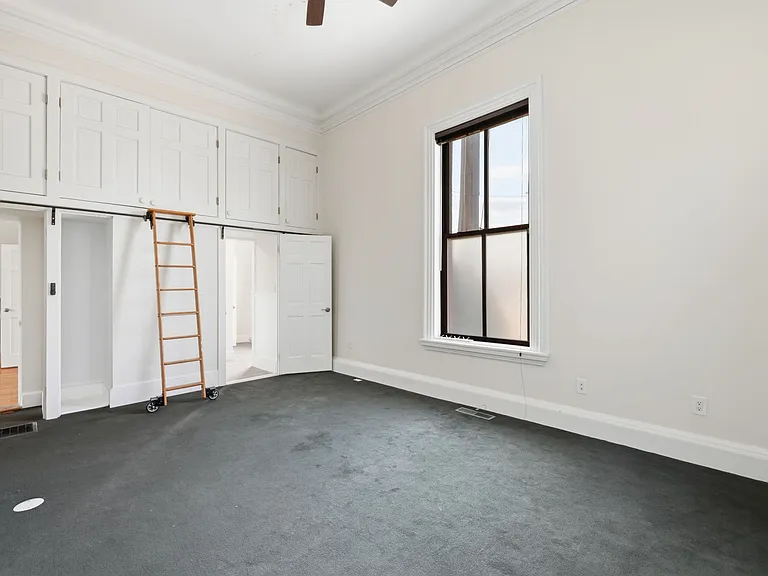 1110 Washington St — Photo 38