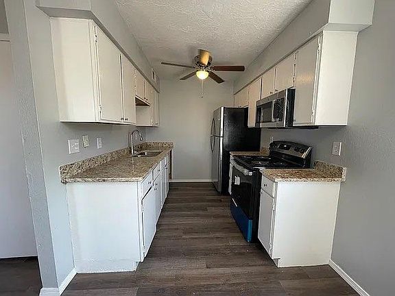 2nd image of 300 Whispering Sands Ct SE