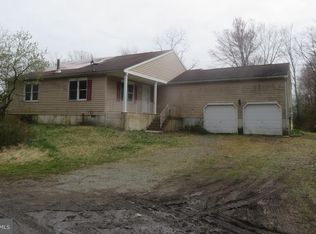 335 Magnolia Rd, Pemberton, NJ 08068