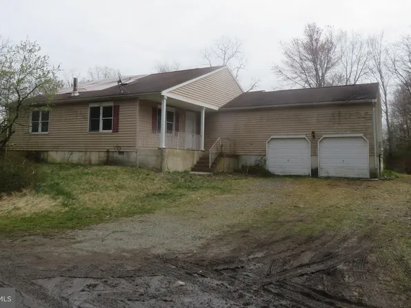 335 Magnolia Rd, Pemberton, NJ 08068